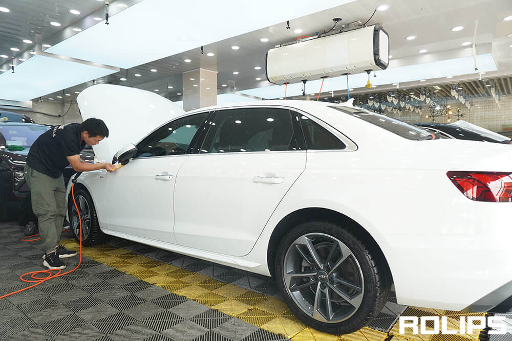 汽車貼一套隱形車衣的價格大概是多少？