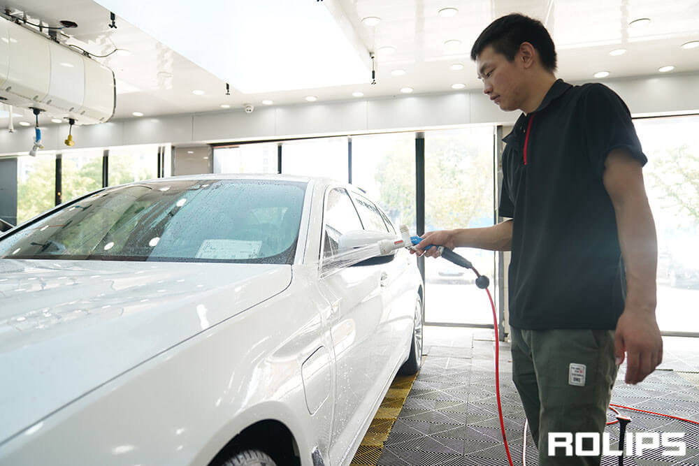 白色車貼ROLIPS的優(yōu)勢是什么？（1）