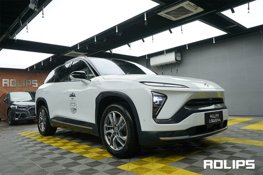 汽車貼改色膜違法么？改色膜與隱形車衣的差距是什么？