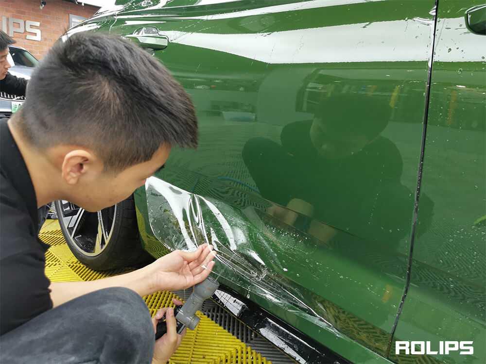 剛貼的隱形車衣可以直接跑高速么？多久可以行使？（4）